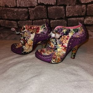 Floral cottage core vintage retro styled shoes